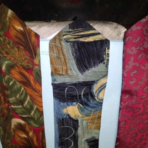 Vintage silk tie collection 31 pieces, Valentino and other brands, like new