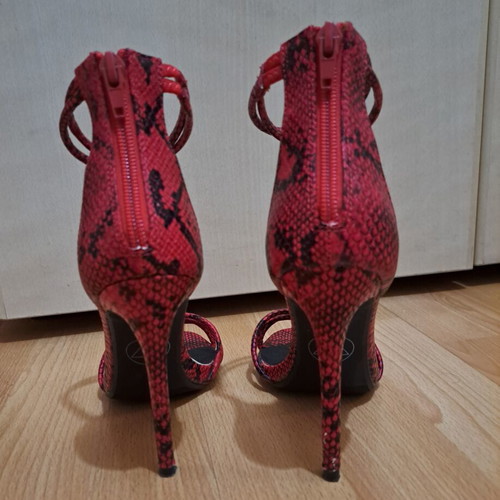 Missguided red snake print sandals like new, size 38