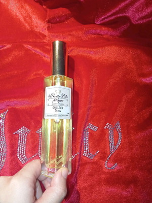 Jean Paul Divine perfume 50 ml with subtle glitter