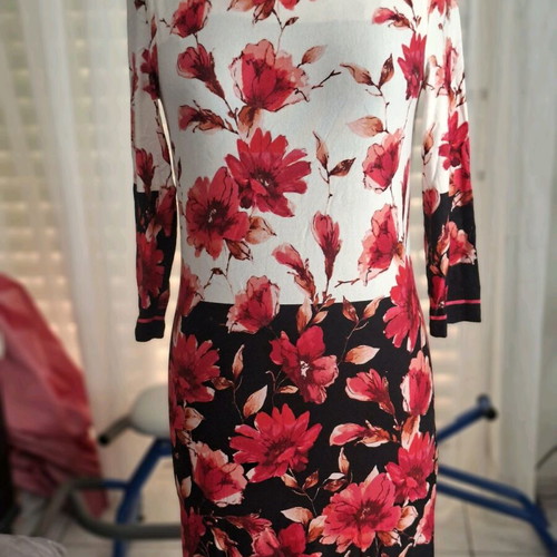 Phase Eight elastic floral dress No M like new, multicolored
