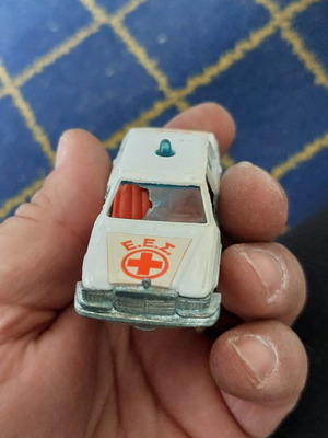 E.E.S Collectible Car in Poor Condition with Wear