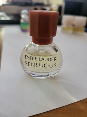 Estee Lauder Sensuous miniature 4ml new