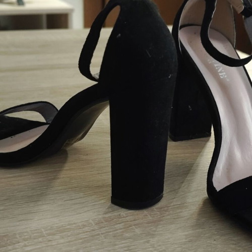 Women's black suede sandals with high thick heel, size 38 like new