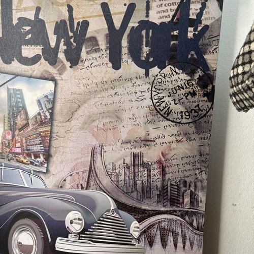 Vintage London and New York canvas art set of 2, like new