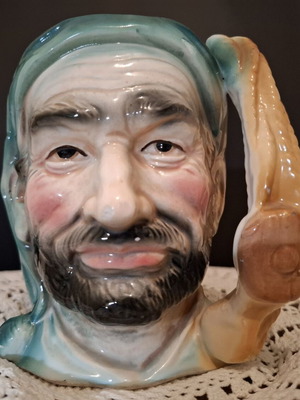 Vintage κεραμική κούπα και κανάτα Toby Jug με κεφάλι πειρατή