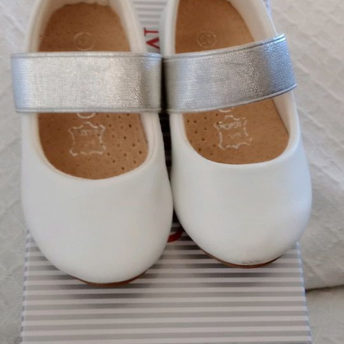 Mix Mind ballerinas used, size 23, white