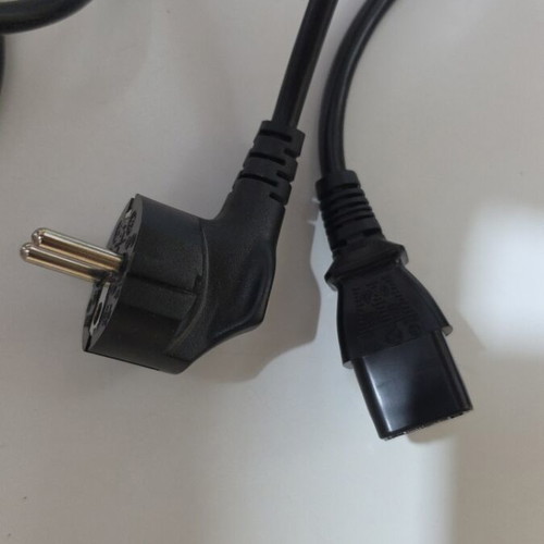 Power cable Schuko to IEC C13 like new