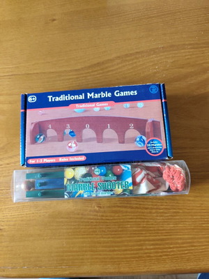 Marble game set with shooter new, 20 glass marbles