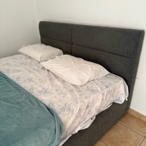 Bed with storage and mattress like new