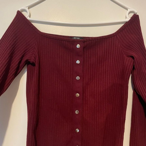 Bershka long-sleeve burgundy blouse like new, off shoulders with gold details