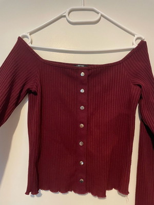 Bershka long-sleeve burgundy blouse like new, off shoulders with gold details