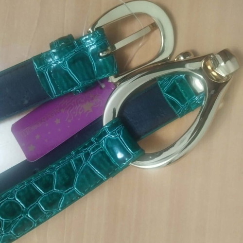 Women's green belt new, size 110