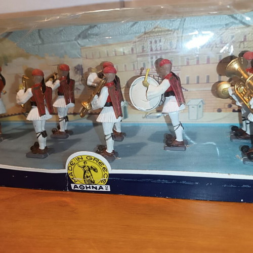 Athina Evzones Band Figures used, vintage box 1980s