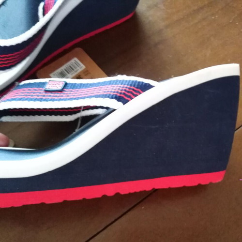Gioseppo platform flip-flops like new, size 36, blue and red