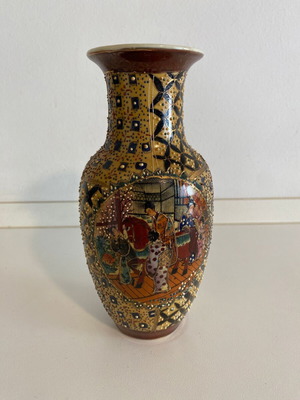 Vintage Japanese Satsuma Vase with Moriage Decoration and Wooden Base 23 cm