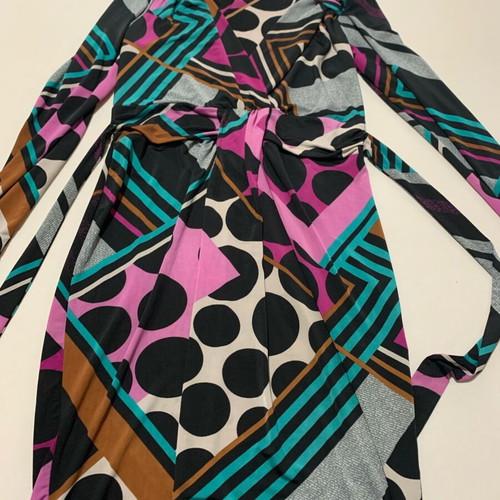 Sweet Miss women's dress size L like new, multicolor