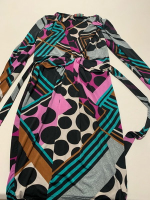 Sweet Miss women's dress size L like new, multicolor