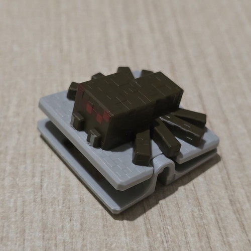 Kinder Joy Minecraft Spider figure like new