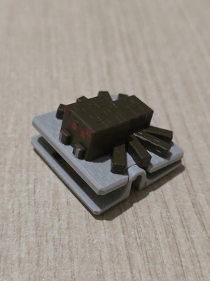 Kinder Joy Minecraft Spider figure like new