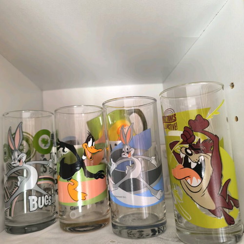 Vintage water glasses set of 4 90s like new