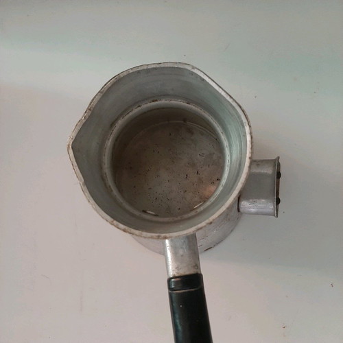 Electric coffee pot and stainless steel kettle used, 60s-70s