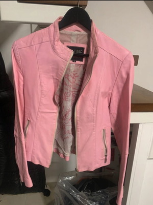 Кожено яке розово On Line като ново