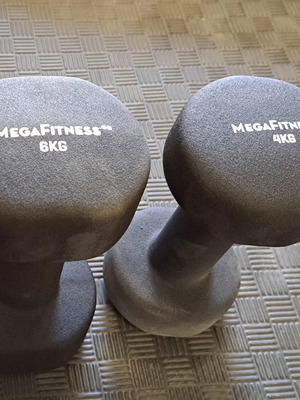 Dumbbells like new, pack of 2, 4kg and 6kg