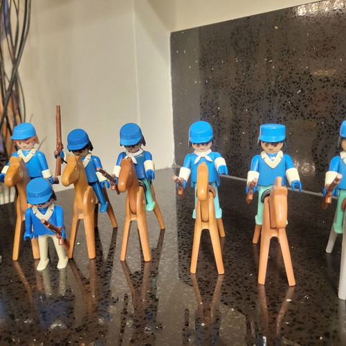 Playmobil Vintage American Cavalry used, 12 figures, 10 horses, accessories