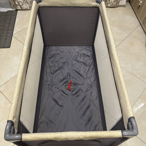 Lorelli baby cot with mattress and carrying bag