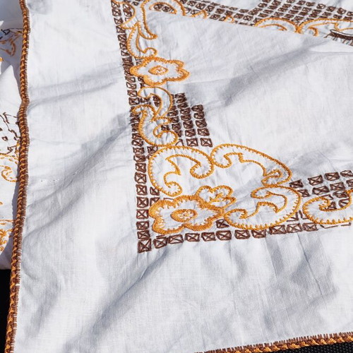 Handmade embroidered cotton tablecloth, 140x125 cm