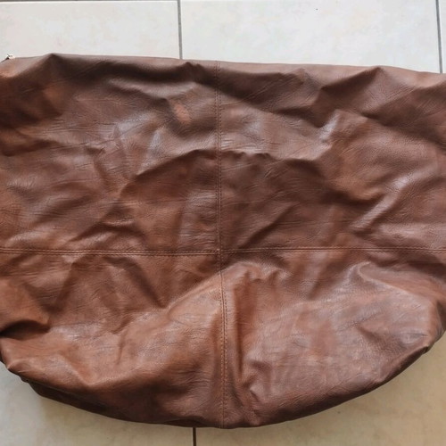 Large crossbody bag used, brown, zipper issue inside