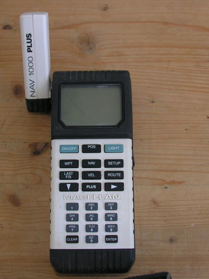 Magellan NAV 1000 Plus GPS приемник употребяван, 1988