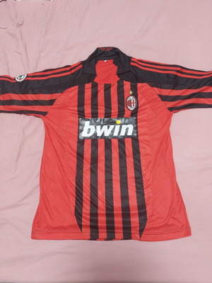 Milan jersey like new, size XL, official replica