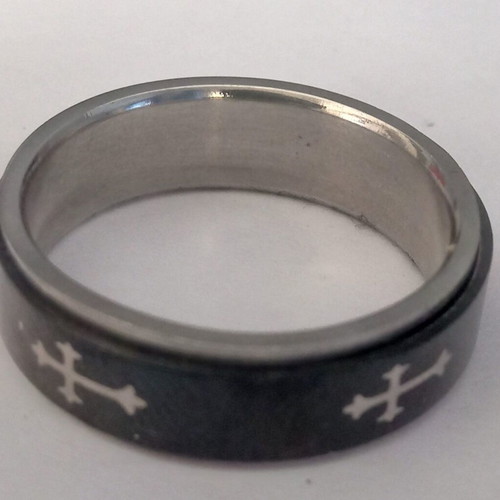 Men's ring like new in very good condition