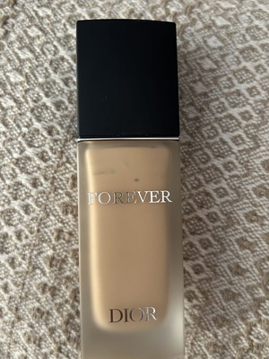 Dior Forever Foundation 2N Natural Matte used