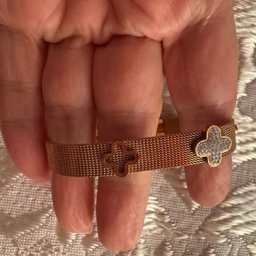 Steel bracelets in gold color like new, set of two