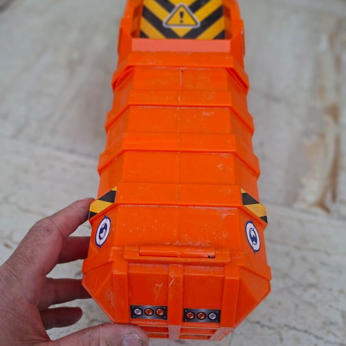 Dickie F/W garbage collection vehicle used