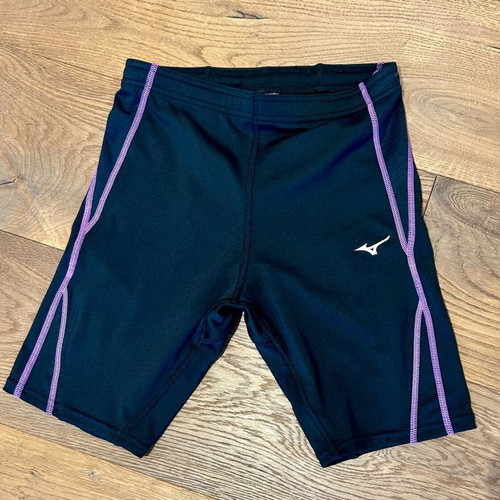 Mizuno cycling shorts like new, black with purple details, size S