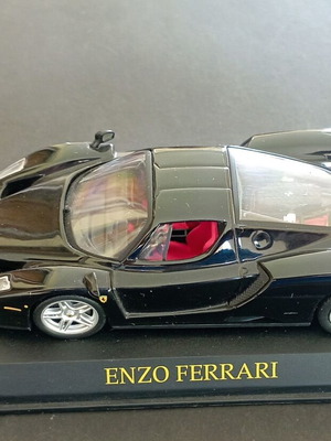 Αυτοκινητάκι συλλεκτικό Enzo Ferrari σαν καινούργιο