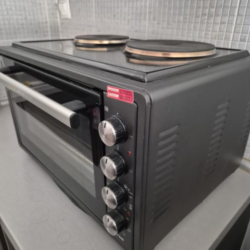 Oven used, one year of use