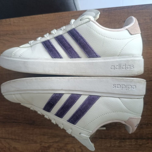 Adidas women's athletic shoes size 38, white