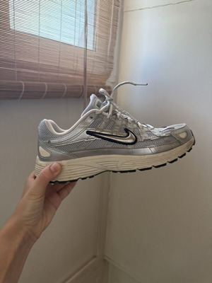 Nike P6000 sneakers like new, gray, size 38