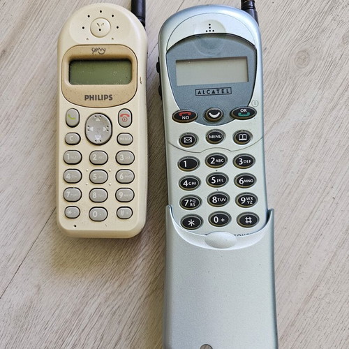 Phones for parts