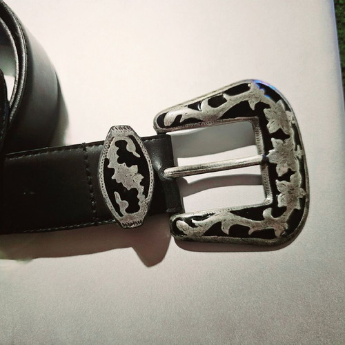 Richard Gampel leather belt new, black with silver buckles