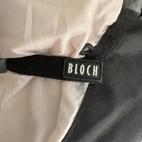 Bloch Warm-Up Booties Size M used