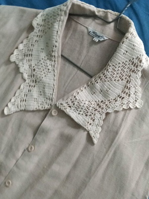 Women's linen long vest like new with handmade lace collar