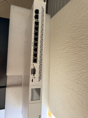 MikroTik Cloud Core Router CCR1009-7G-1C-1S+ like new enterprise router