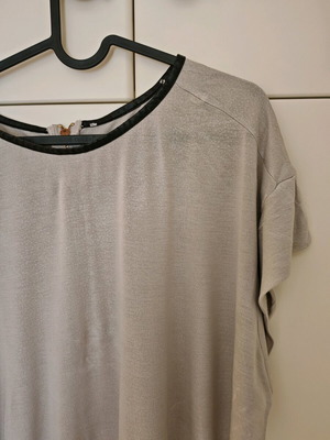 Loose Fit Blouse with Zipper Beige, Like New, Size M/L