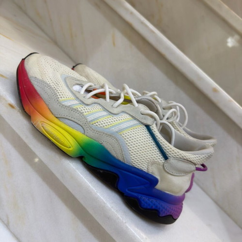 Adidas Ozweego Pride Of athletic shoes -  65,00 - Vendora.cy