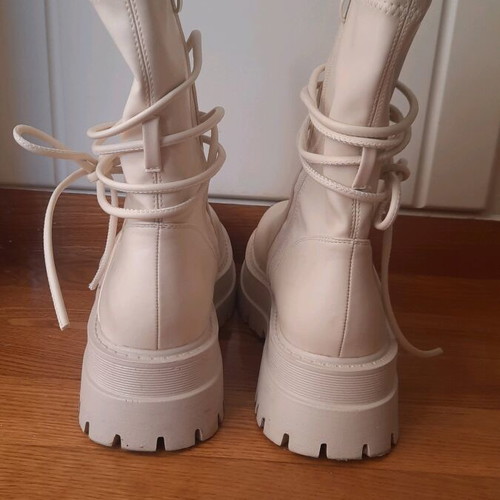 Alta Moda ankle boots 39 beige like new